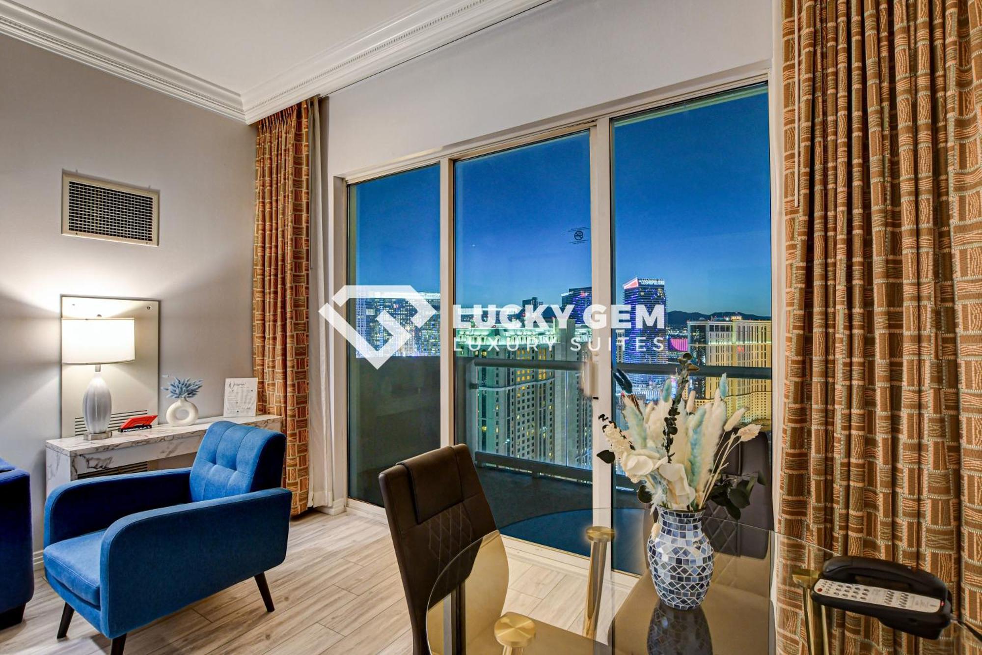 Lucky Gem Penthouse & Luxury Suites At Signature Resort, Balcony Strip View 3505 라스베이거스 외부 사진